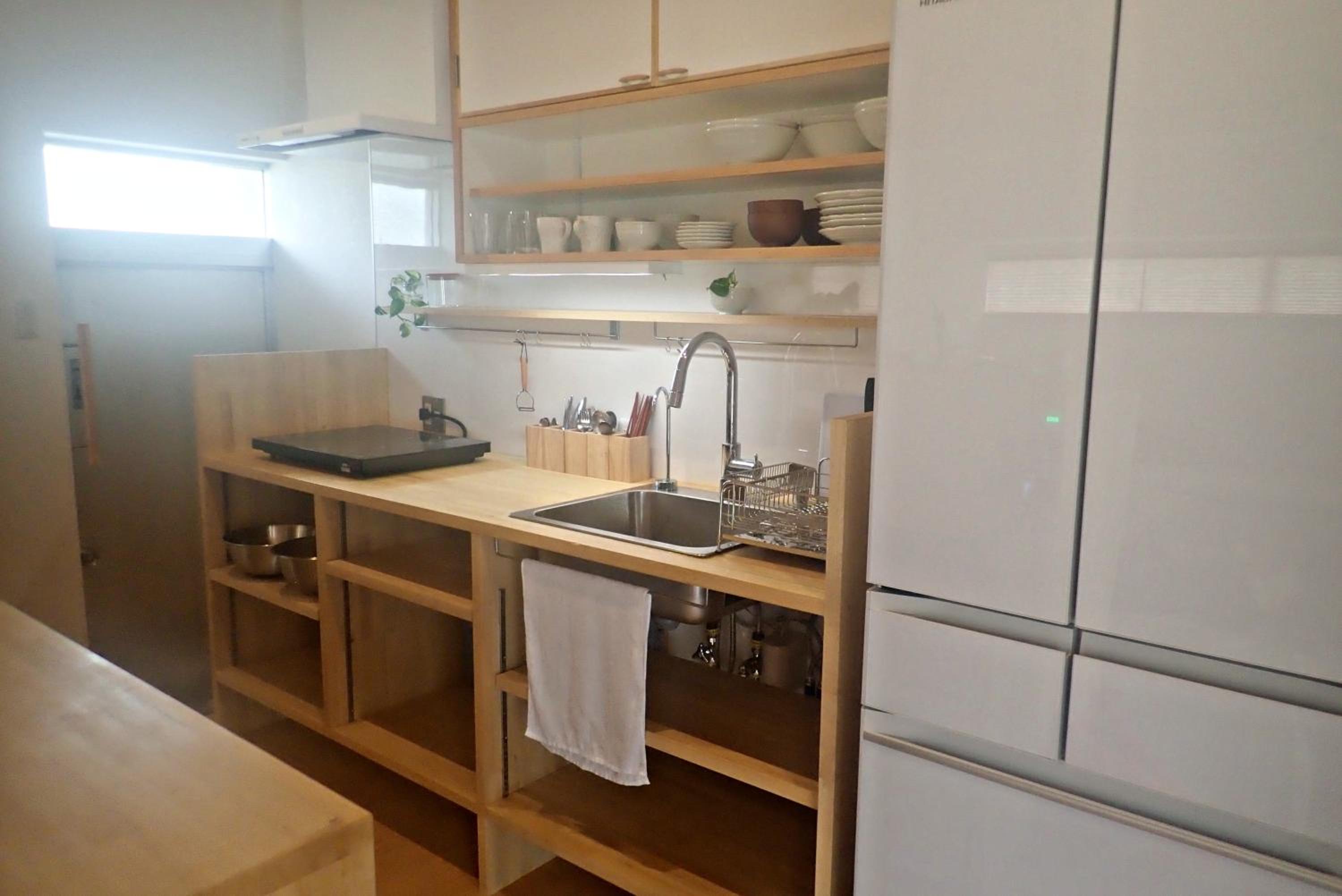 Single Room with Shared Shower and Toilet photo 3