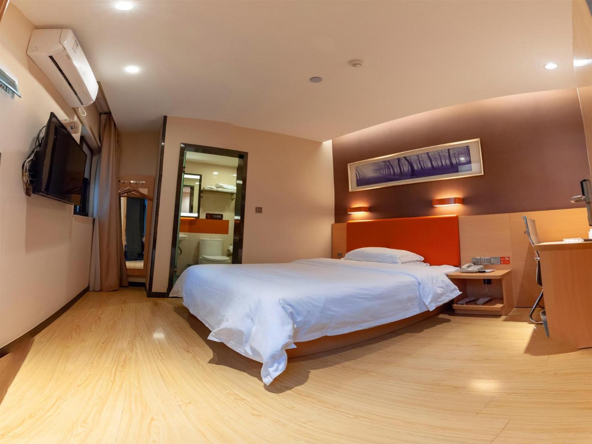 Select Room photo 2