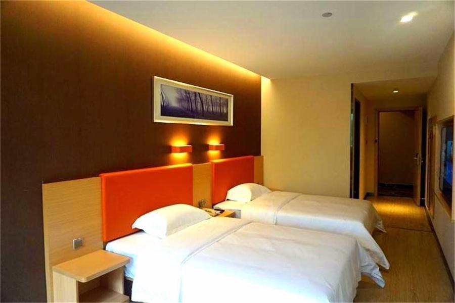 Premium Deluxe Twin Room photo 1