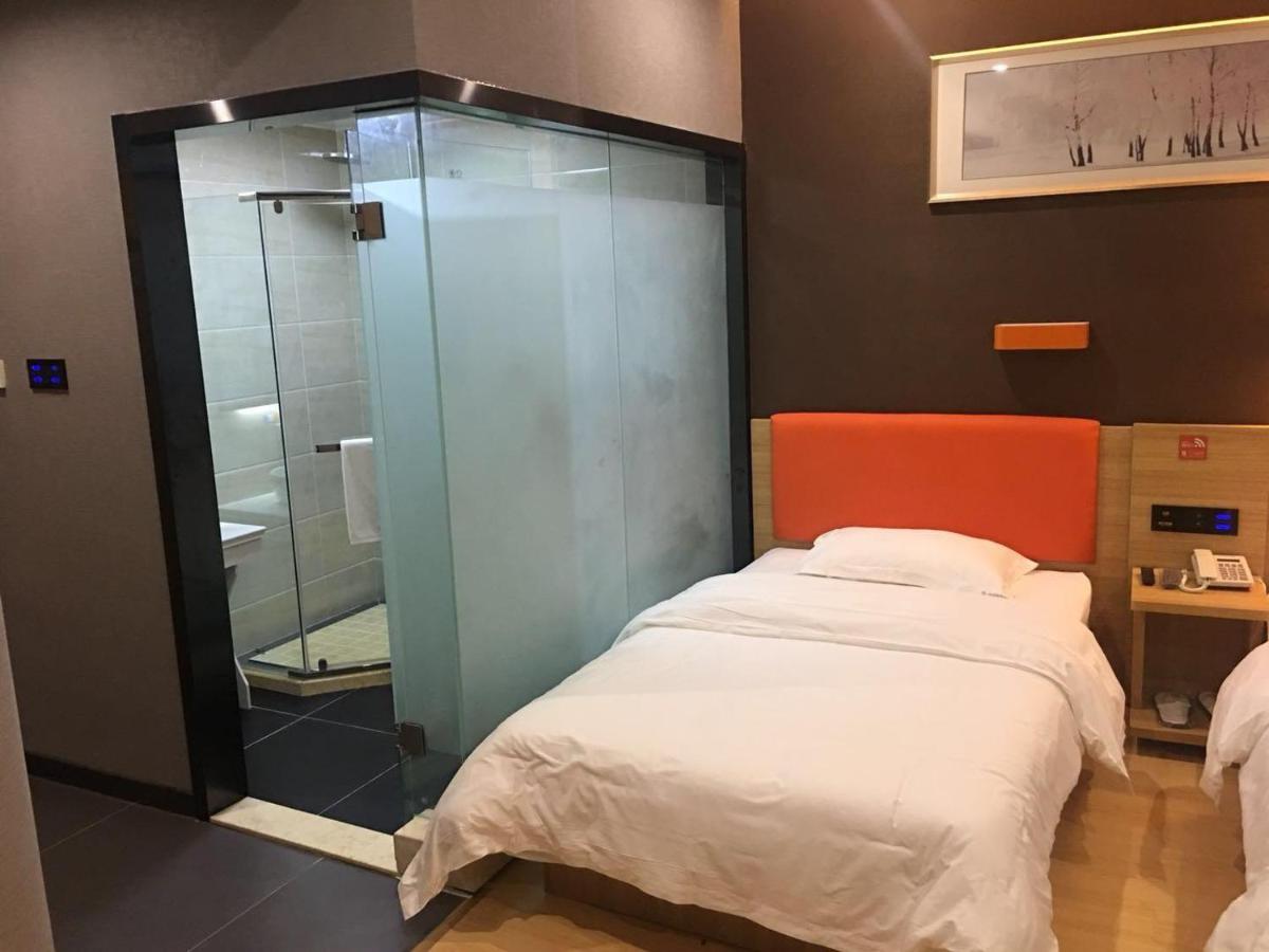 Premium Twin Room