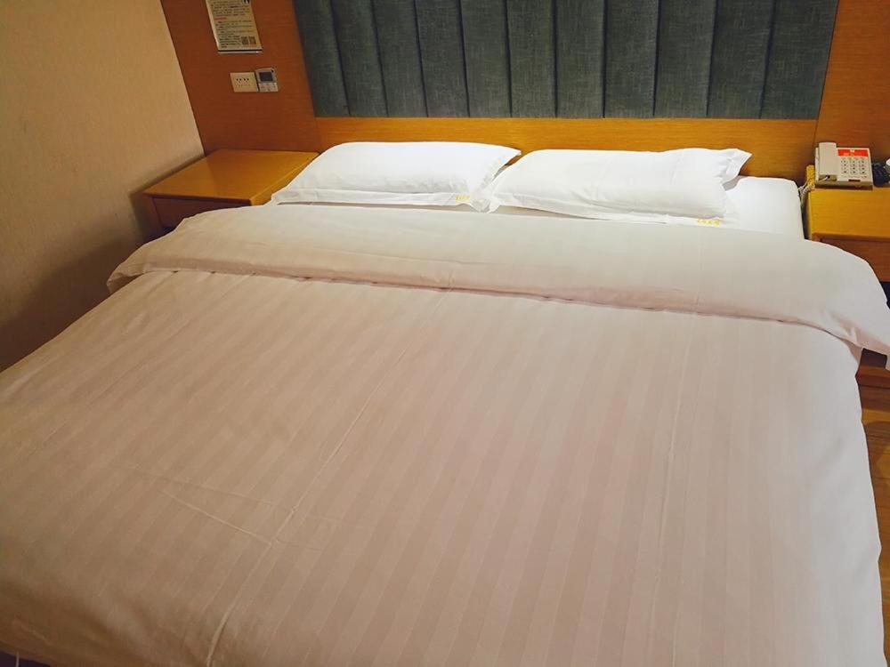 Superior King Room photo 3