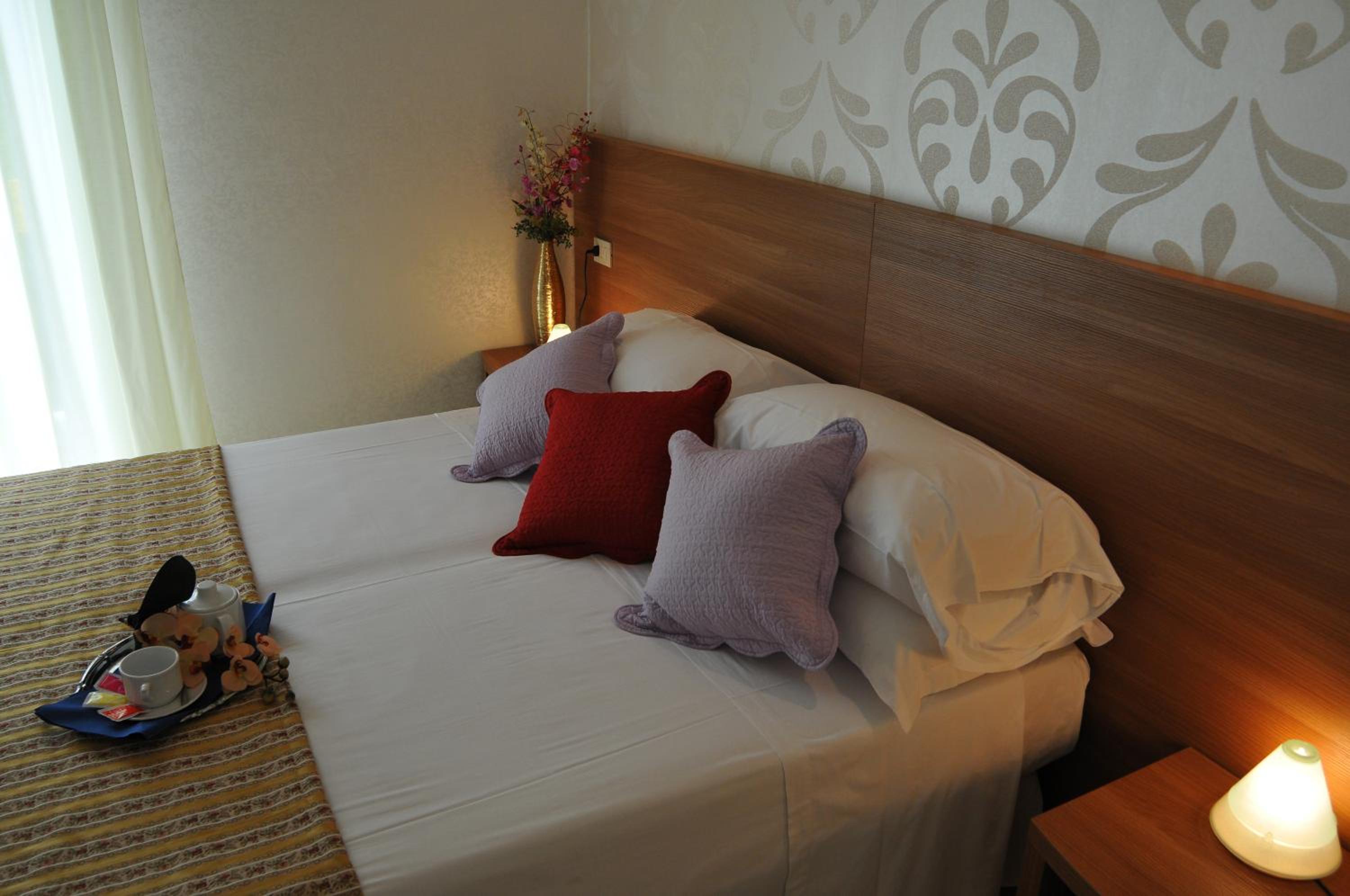 Double or Twin Room with Private Bathroom
