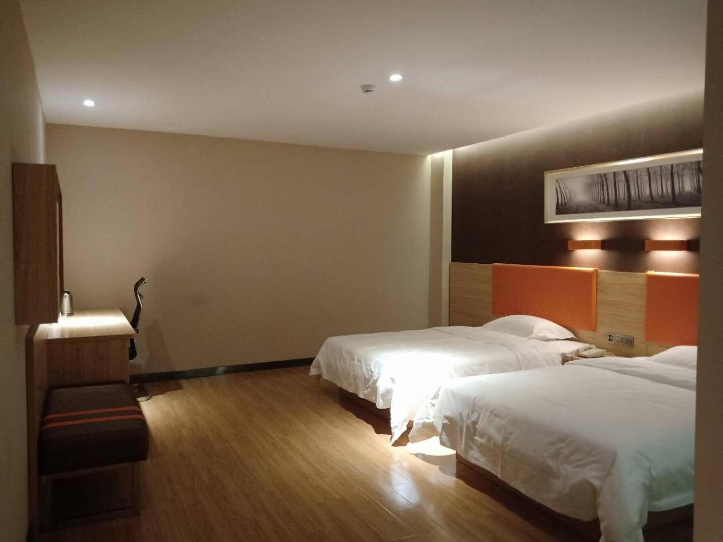 Premium Twin Room