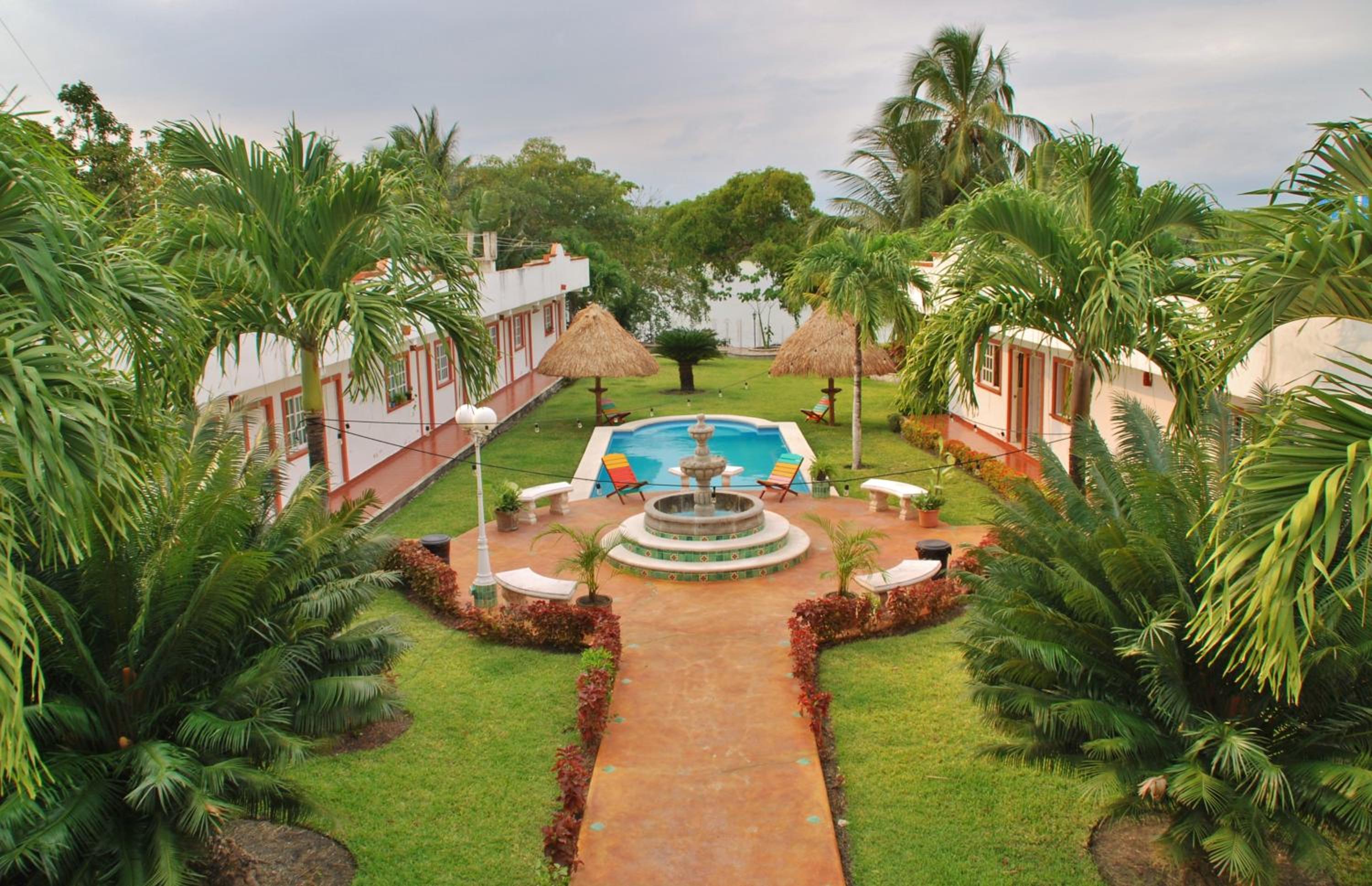Quadruple Room with Garden View photo 3