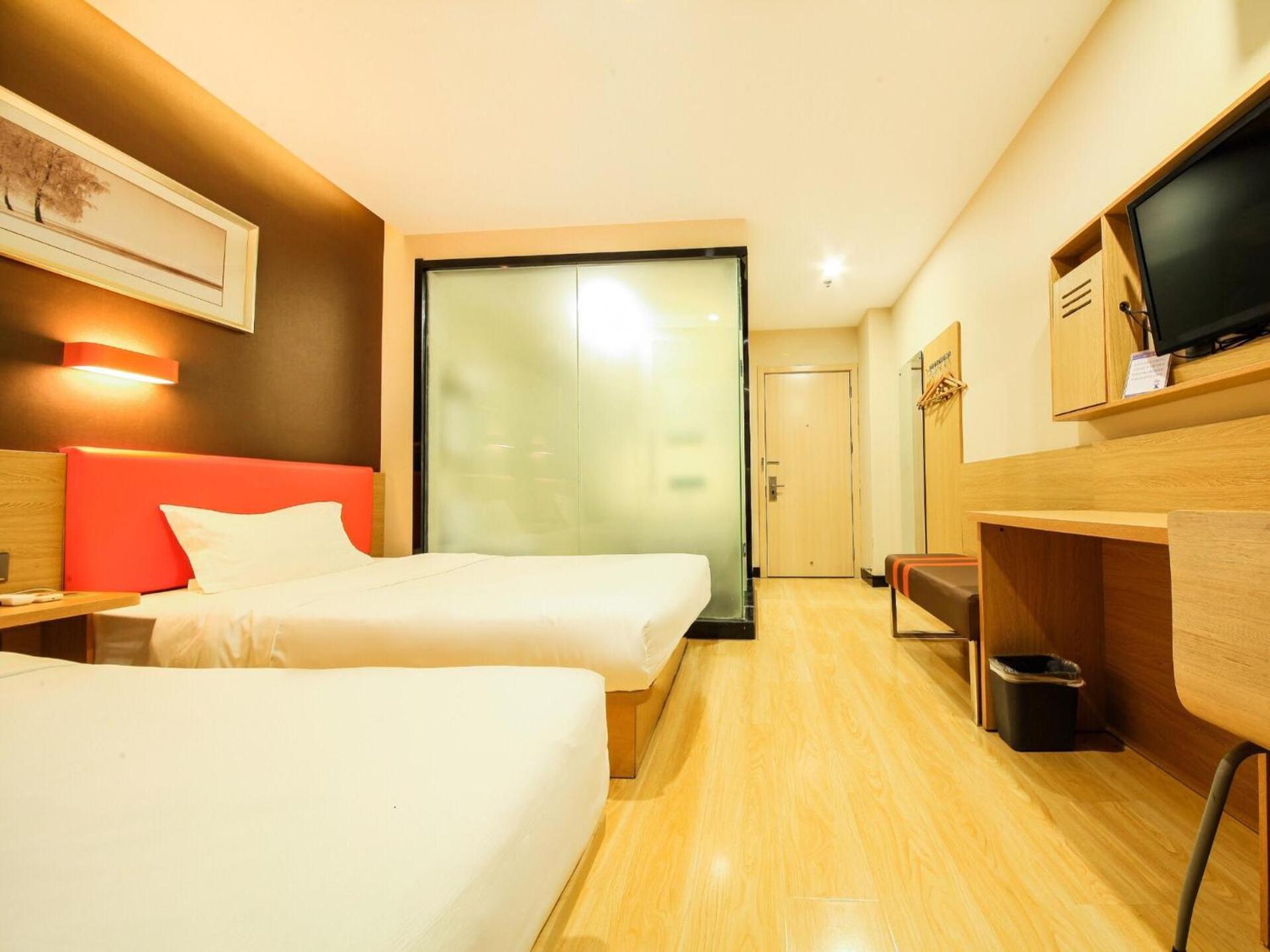 Superior Twin Room photo 2