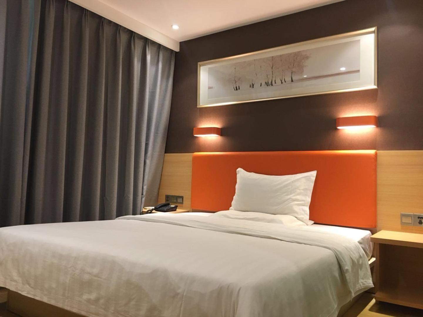 Premium Queen Room