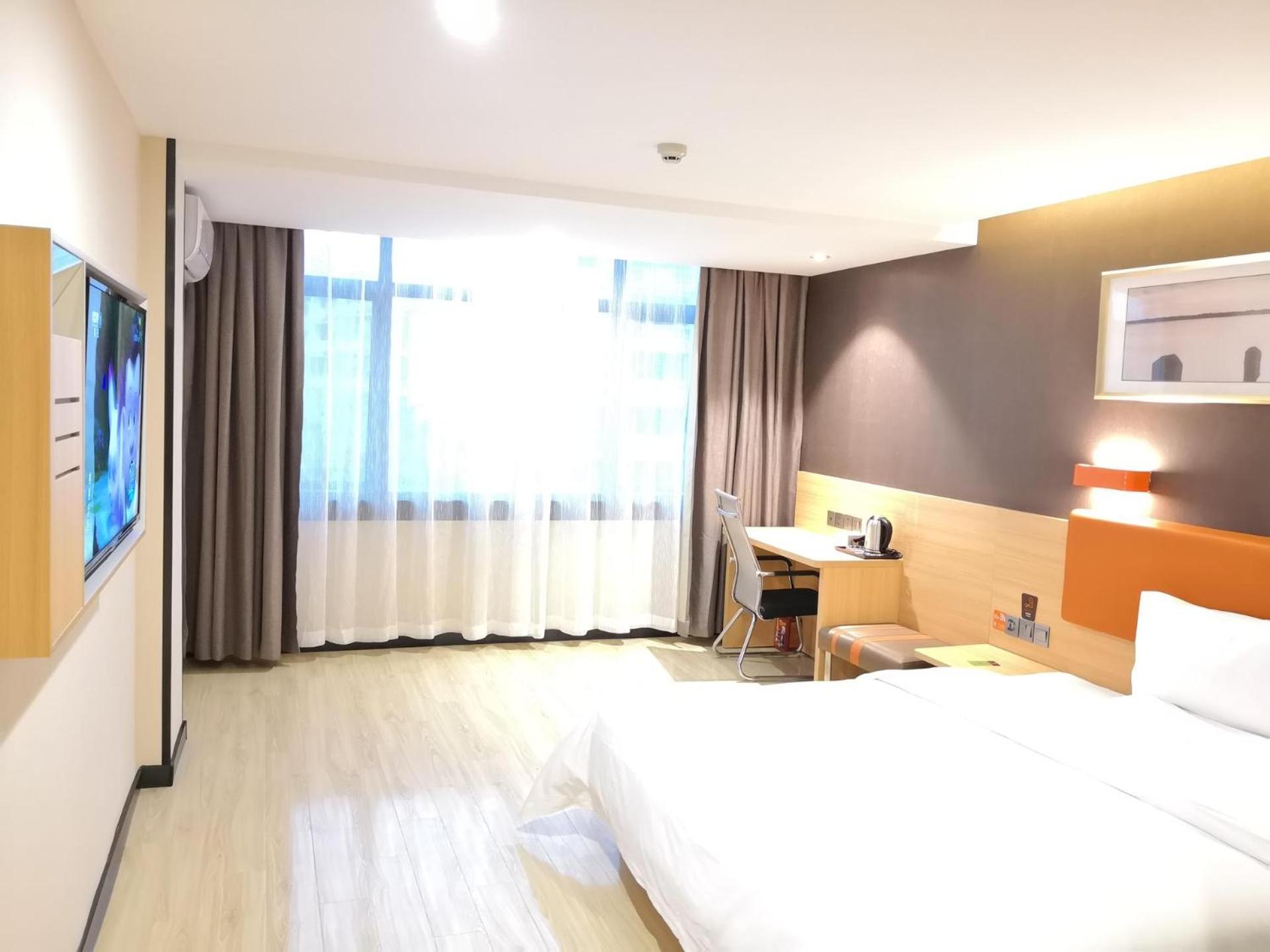 Superior Queen Room