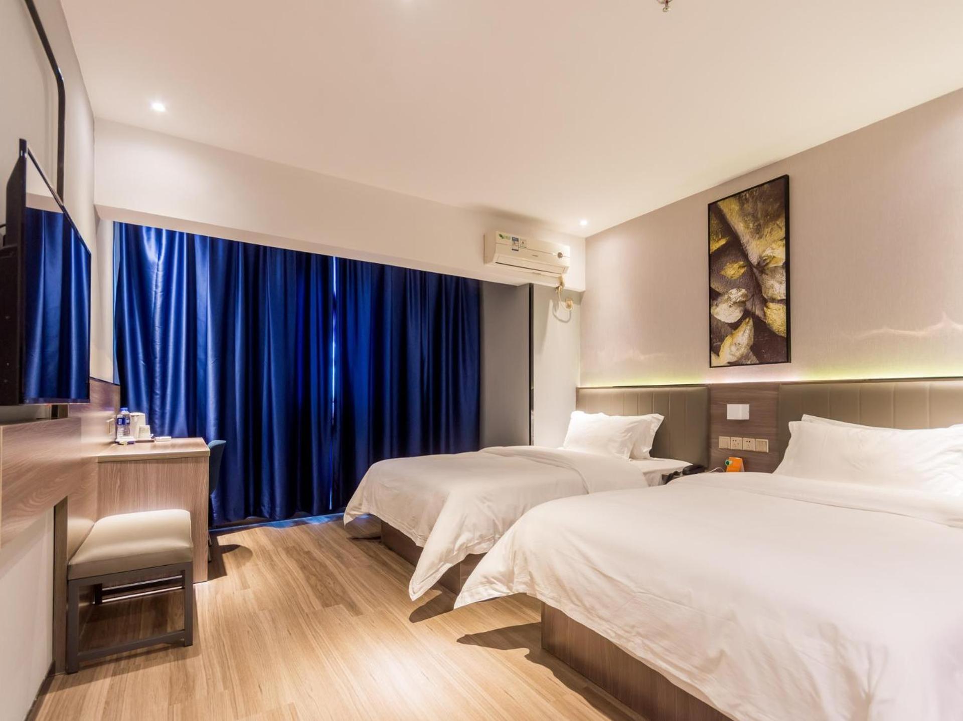Big Bed Room photo 2