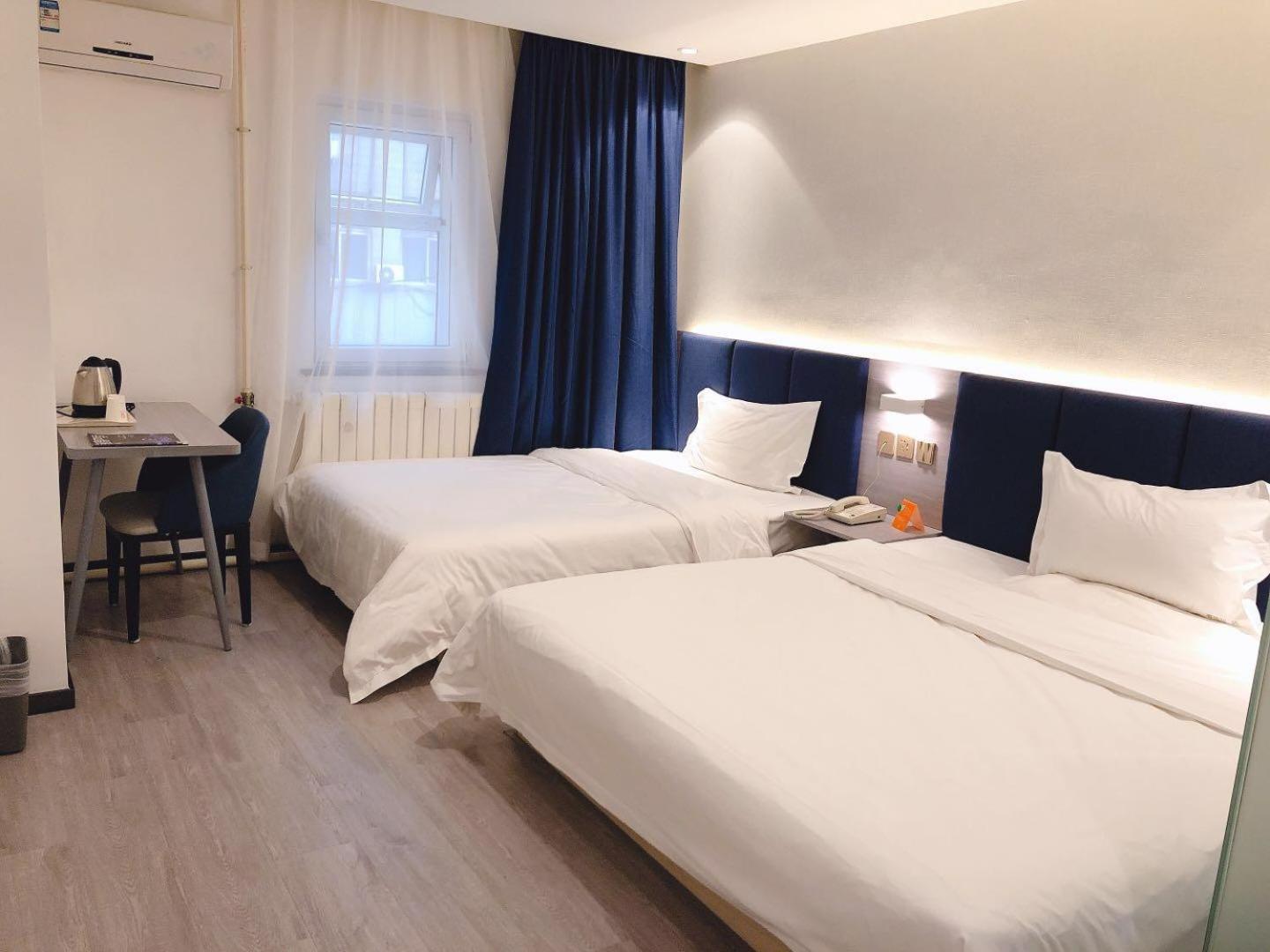 Premium Twin Room