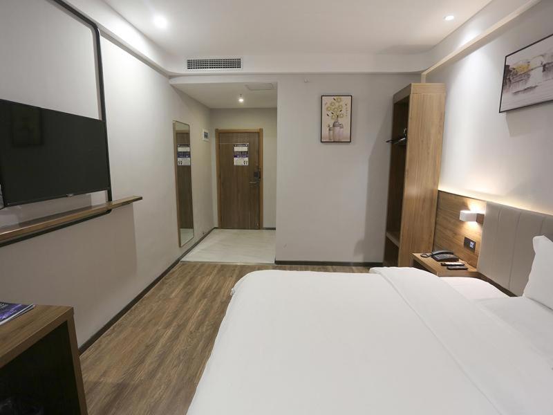 Superior King Room photo 1