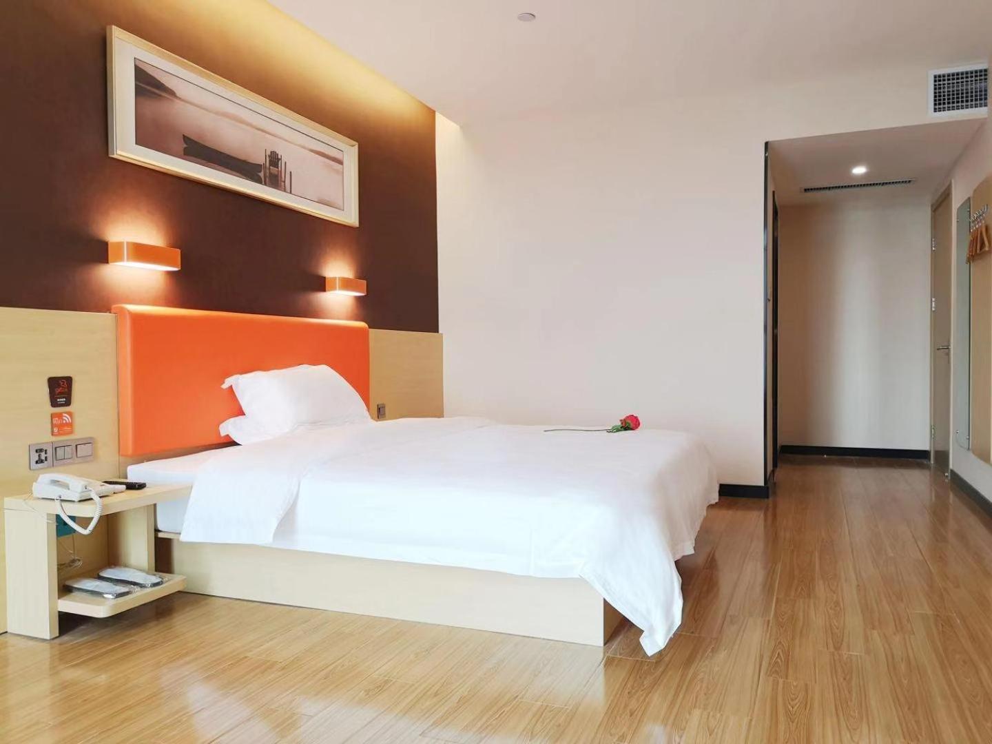 Suite photo 1
