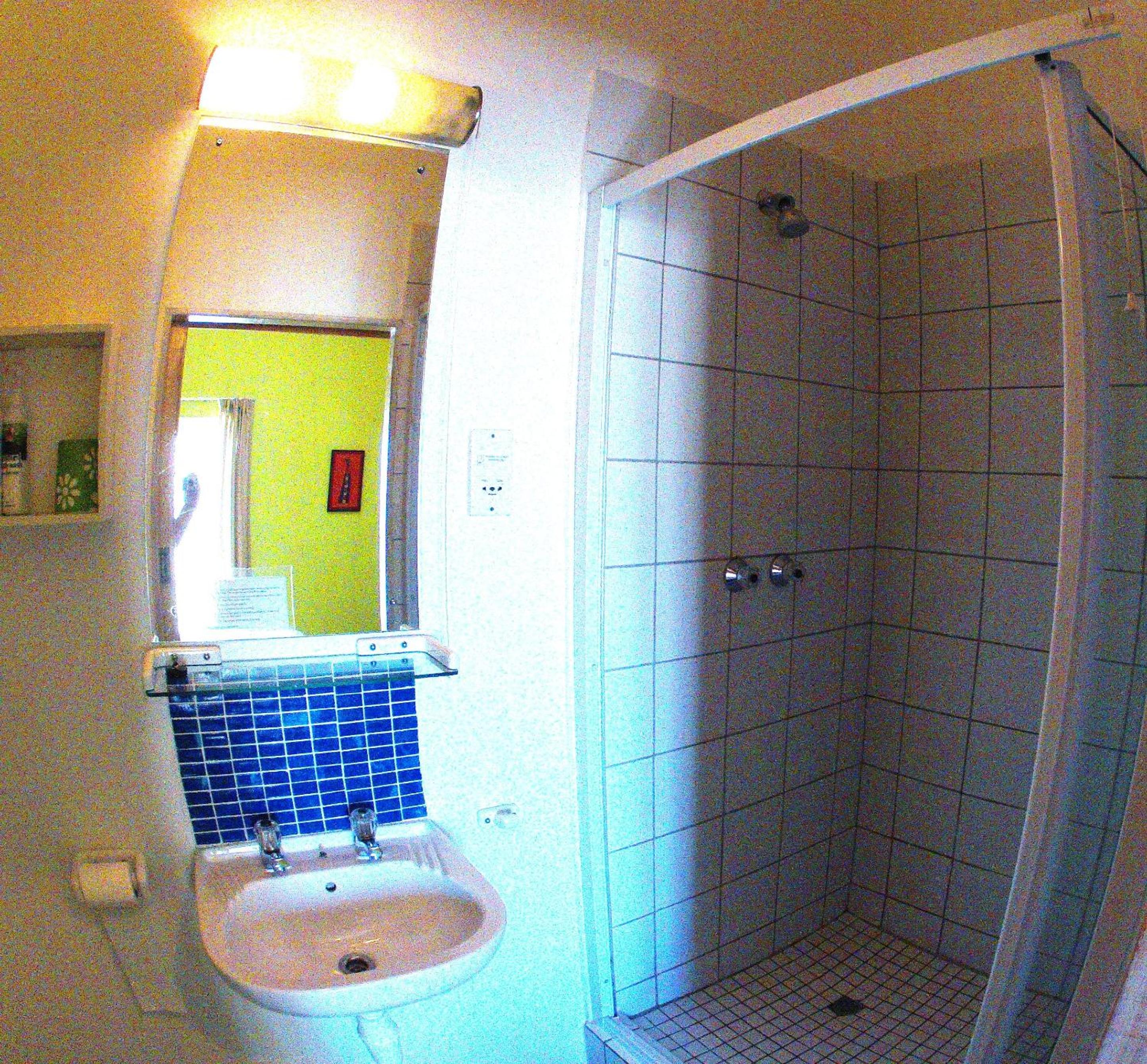 Twin Room - Room 4 - Photo 5
