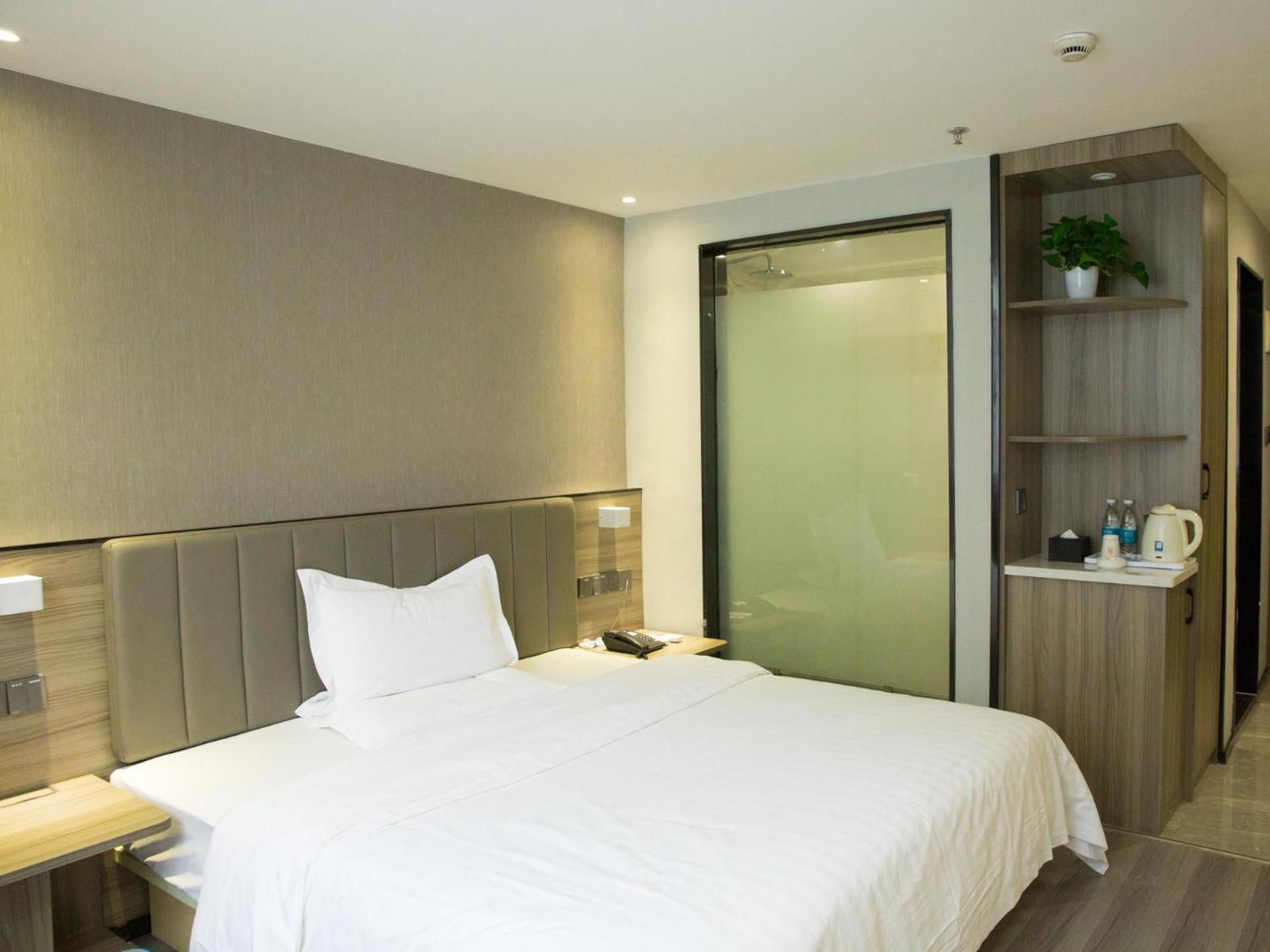 Superior King Room photo 1
