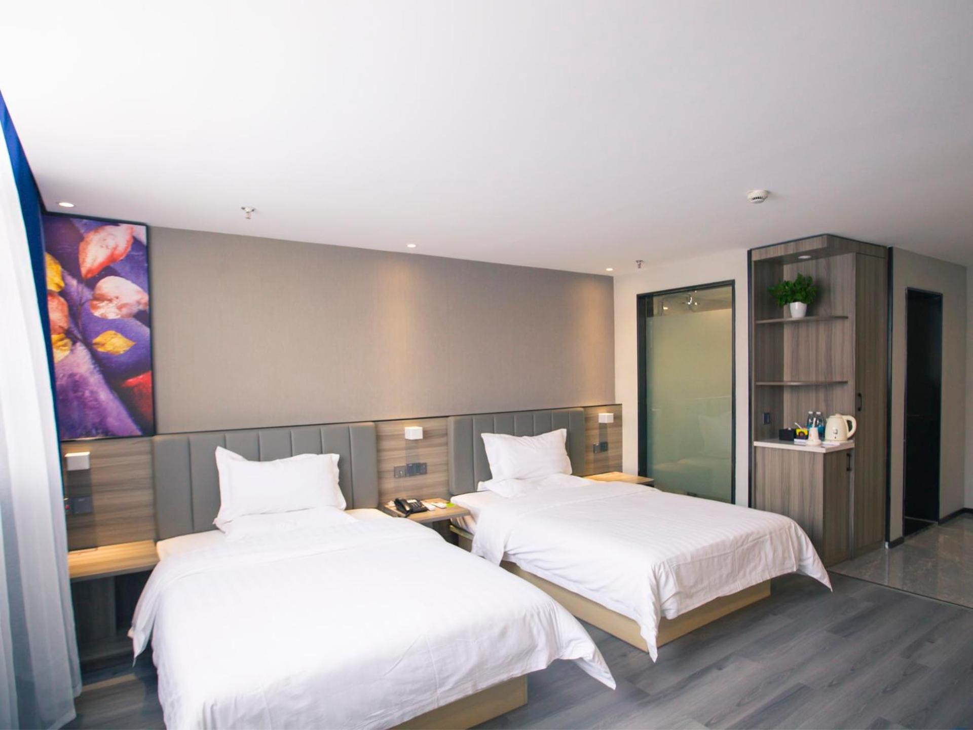 Standard Twin Room photo 3