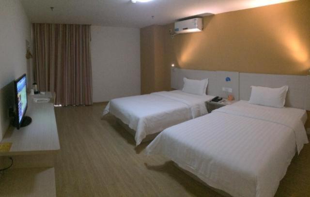 Business Twin Room photo 1