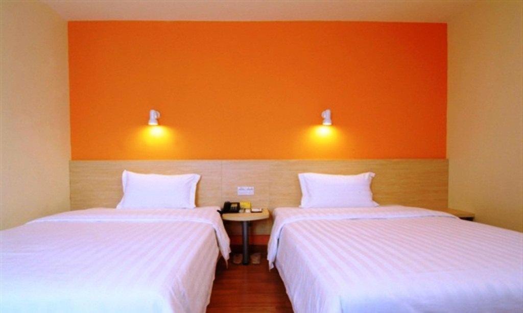 Business Twin Room