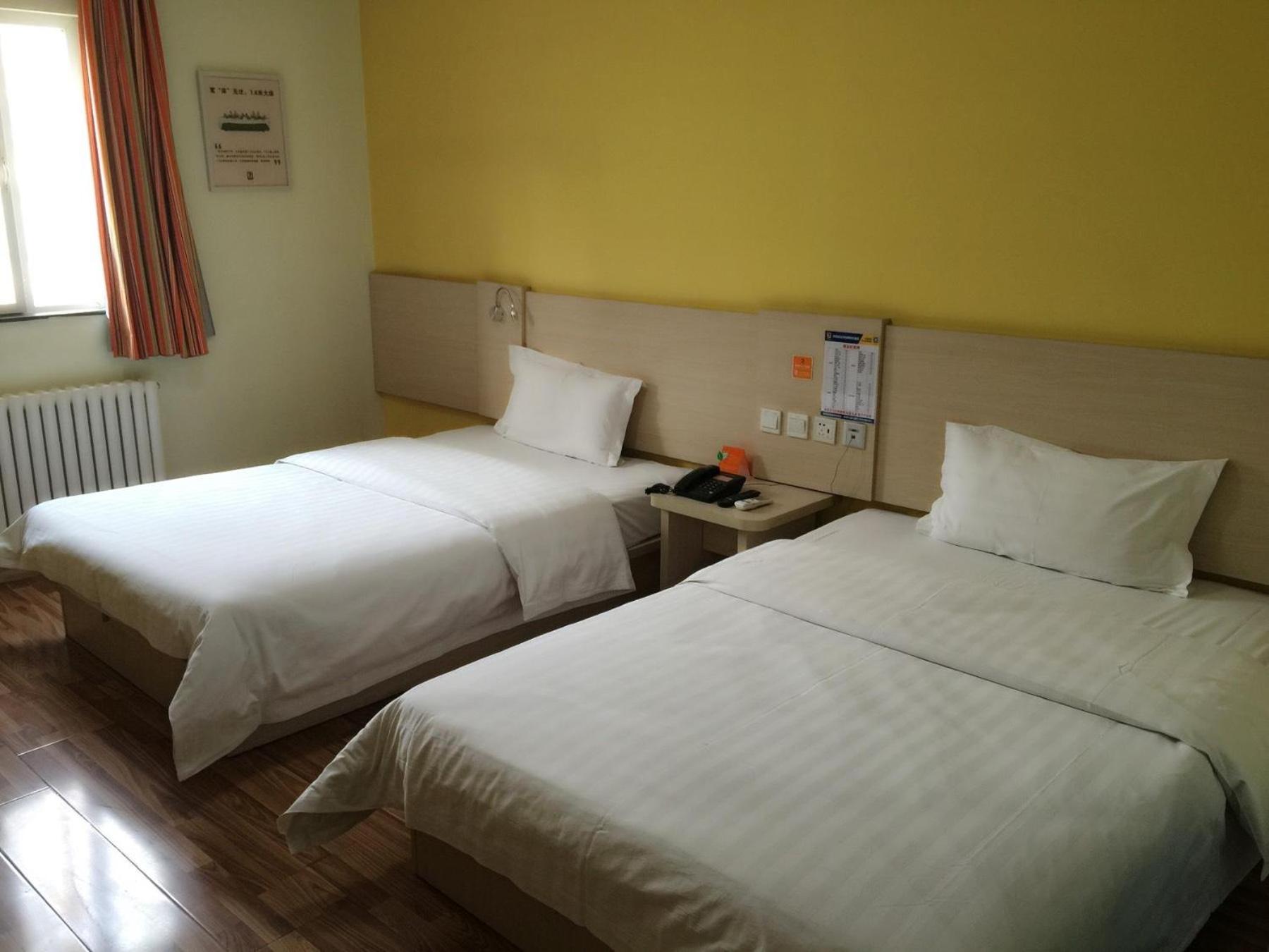 Business Twin Room photo 1