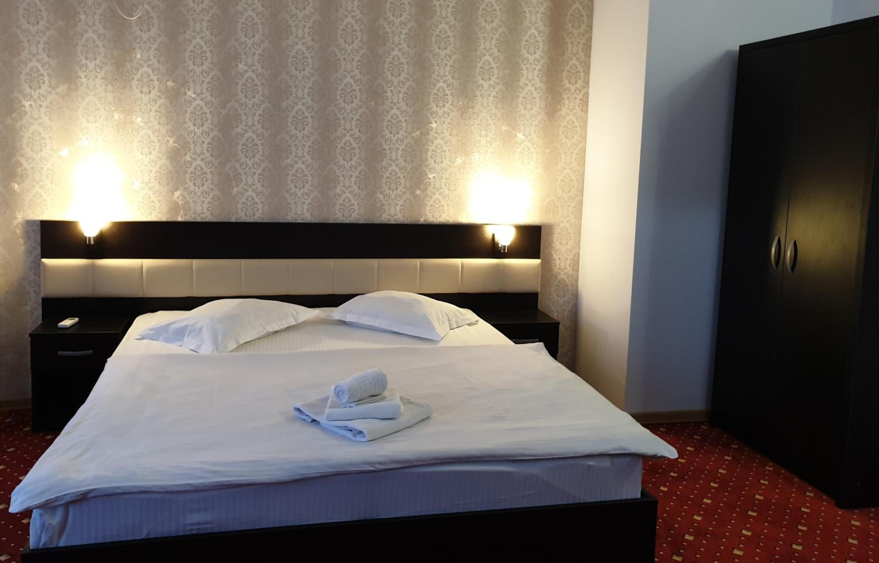 Standard Double Room photo 2