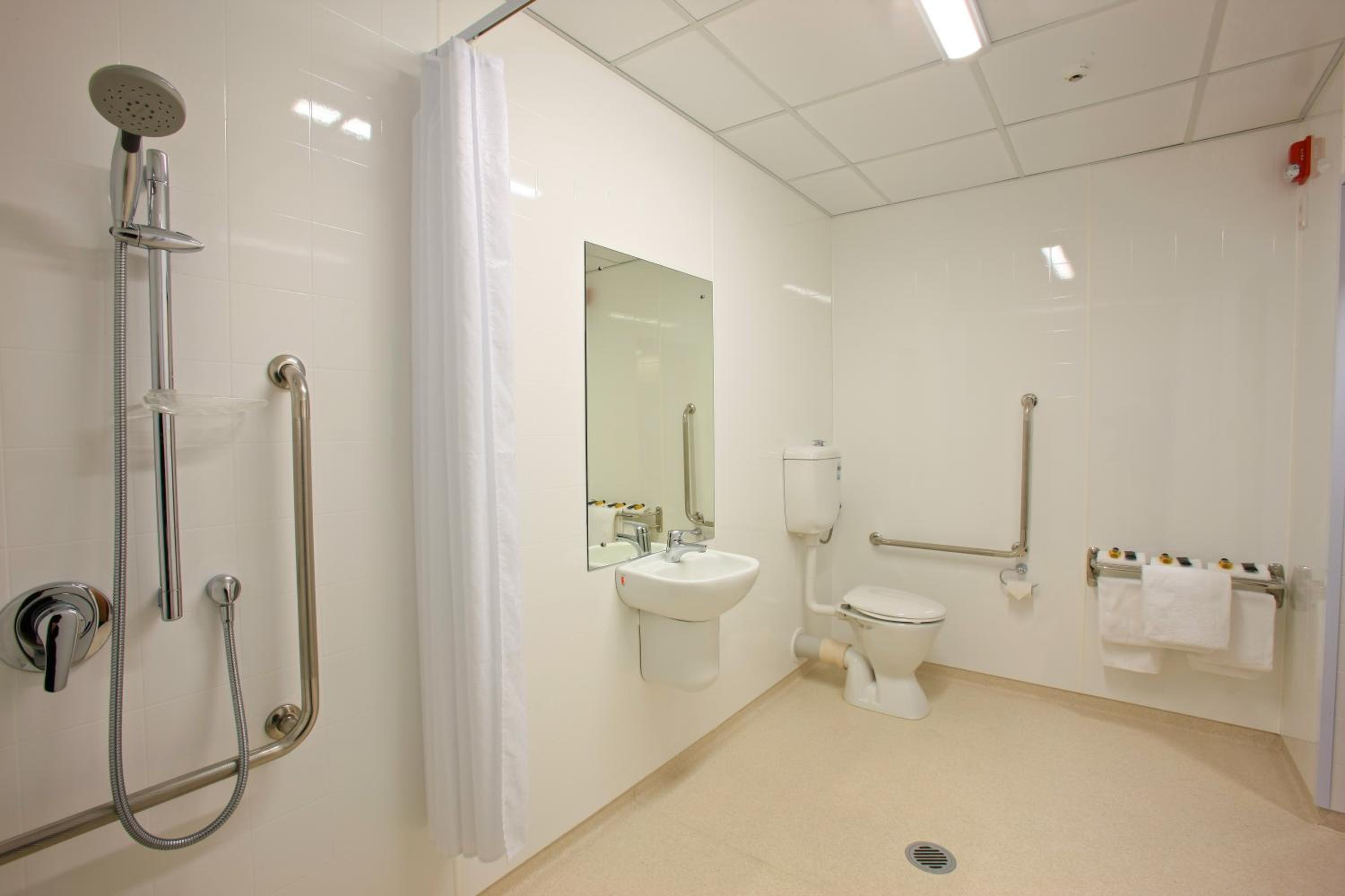 Superior Family Suite - Photo 5