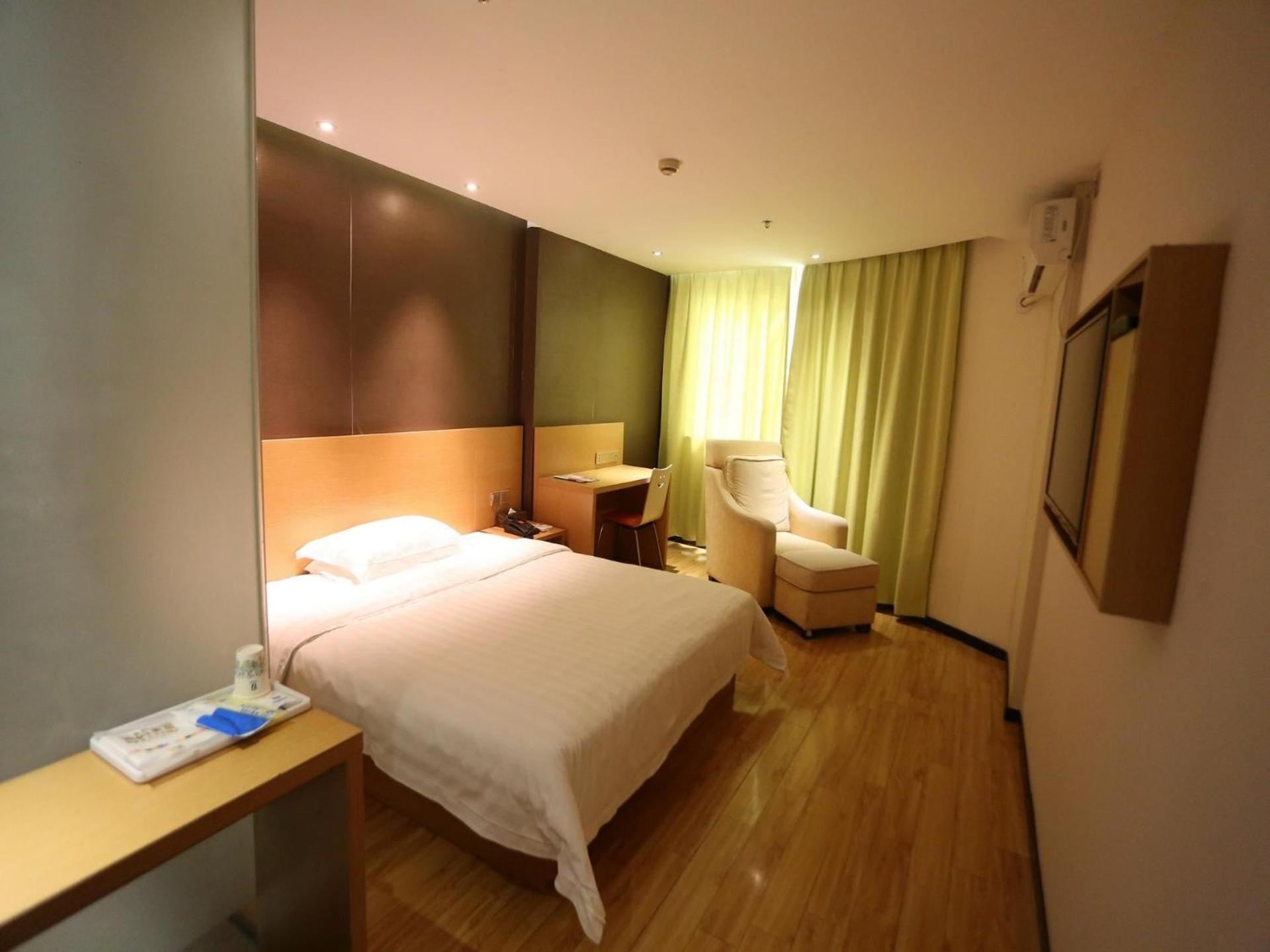 Select Double Room photo 1