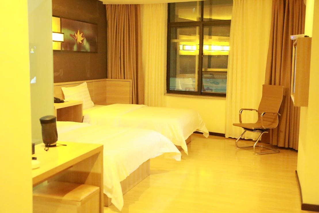 Business Twin Room photo 1