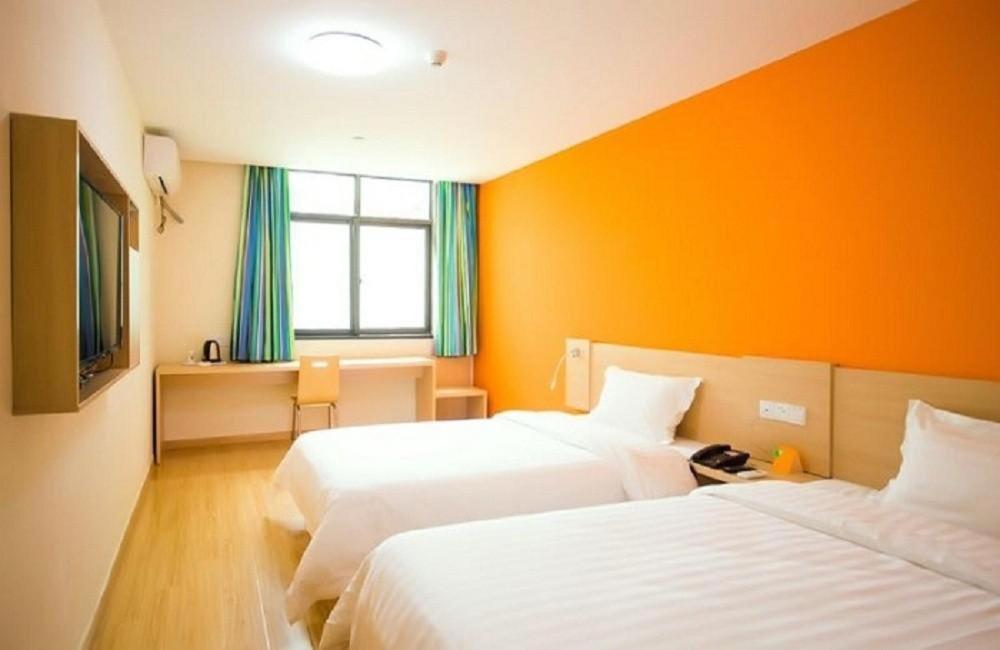 Business Twin Room