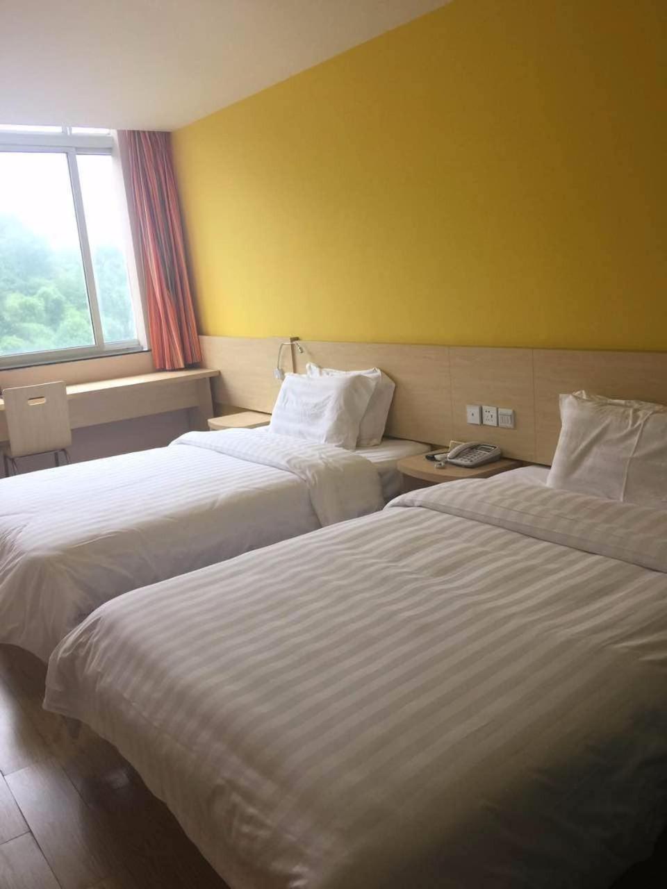 Comfortable Twin Room photo 1