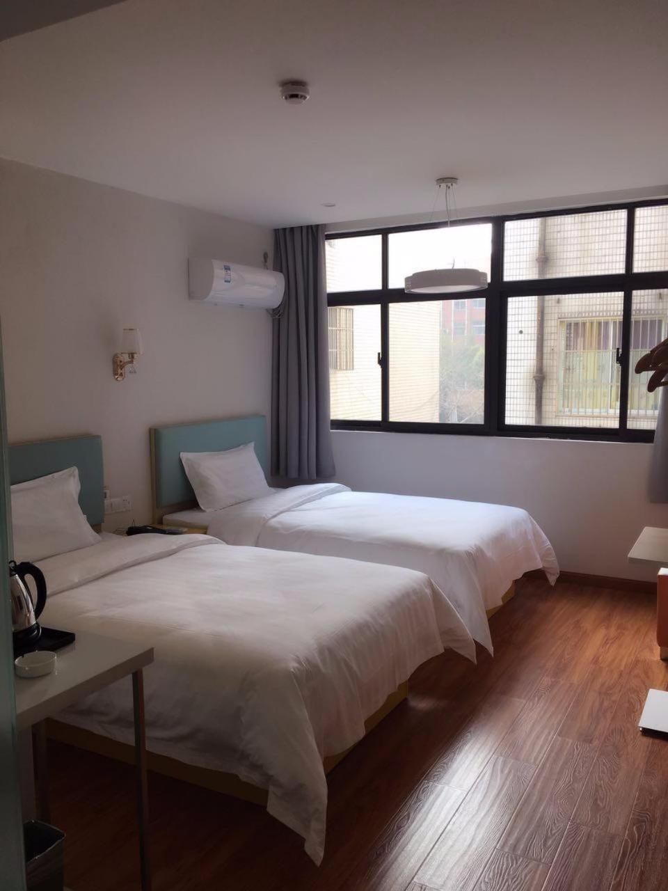 Traditional Twin Room
