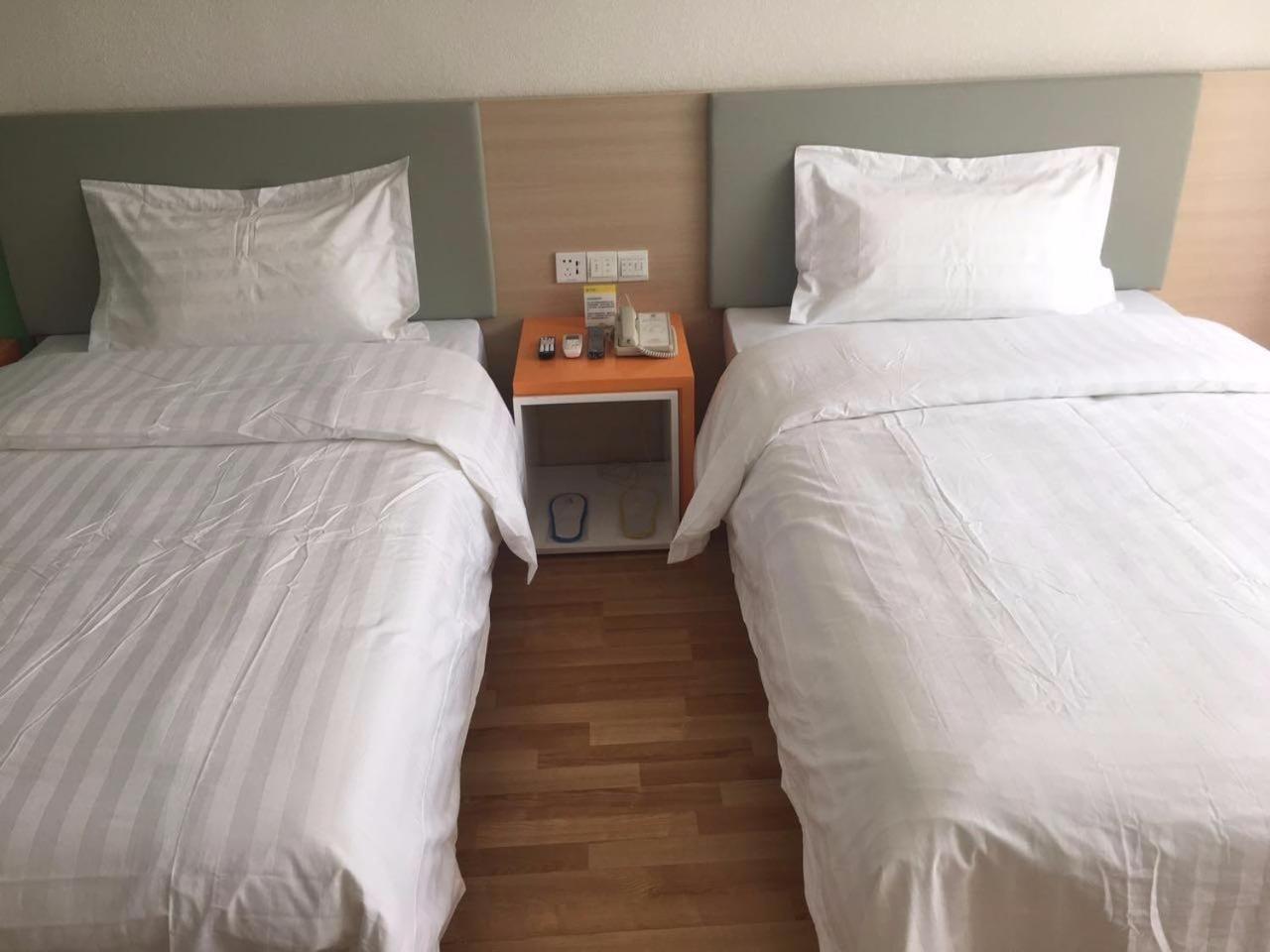 Twin Room photo 1