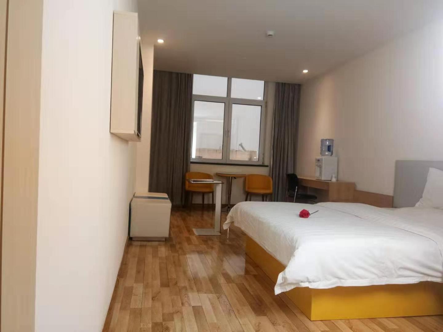  Double Room - Photo 1