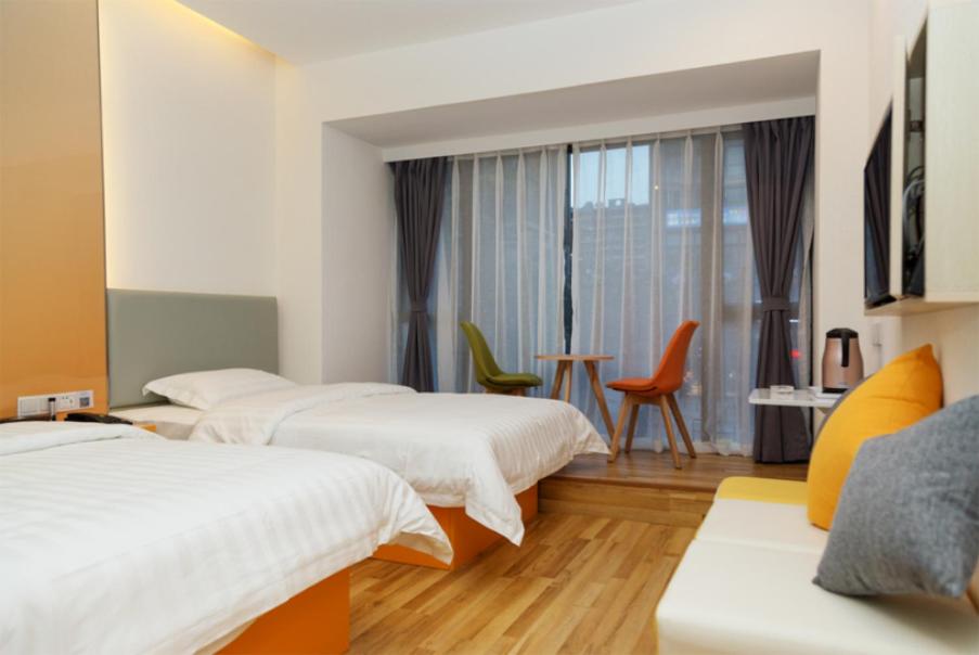Business Twin Room