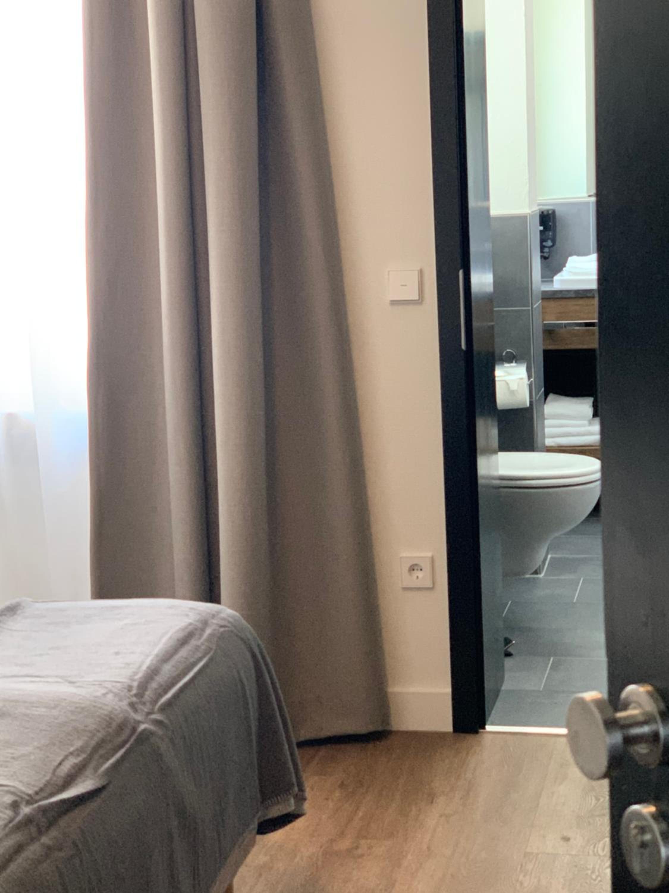 Comfort Double Room - Photo 9