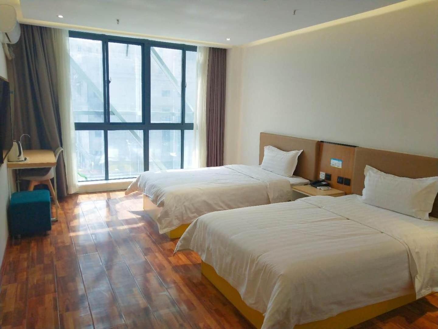 Select Twin Room photo 3