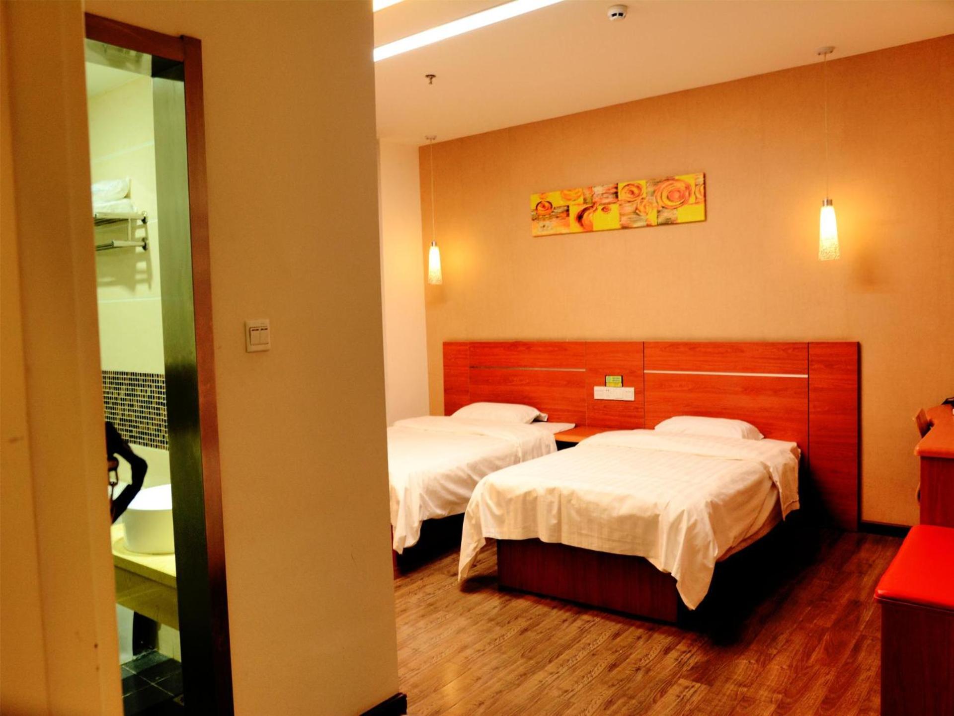 Traditional Twin Room - Photo 2