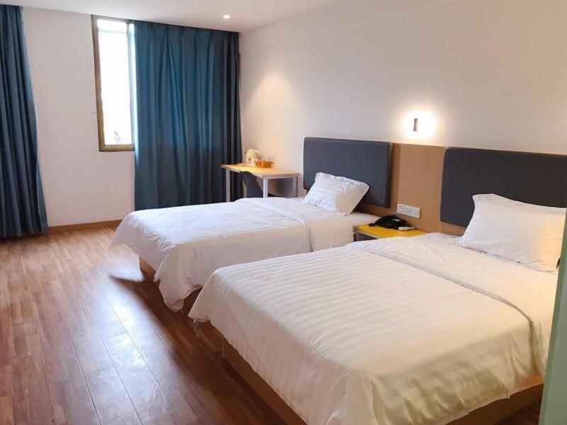 Business Twin Room