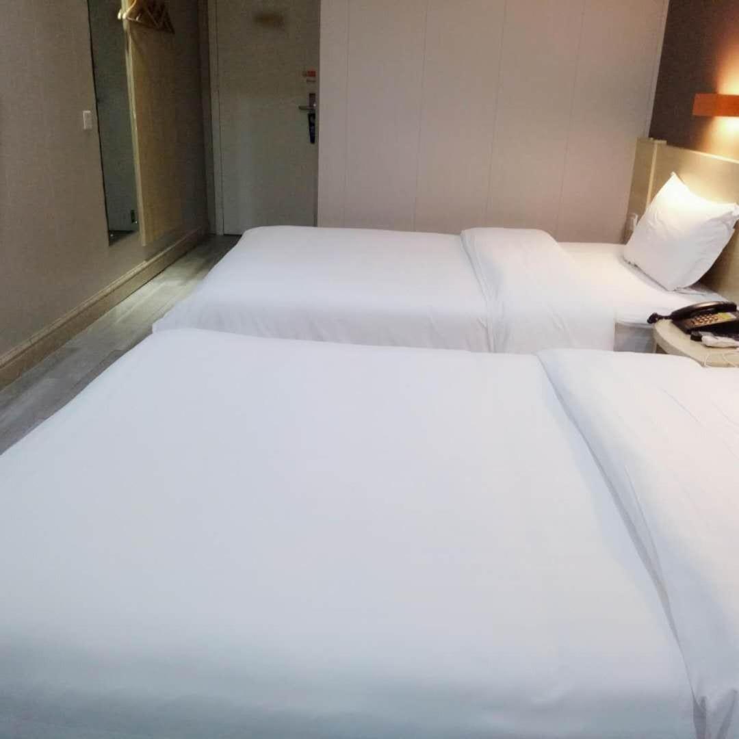 Business Twin Room