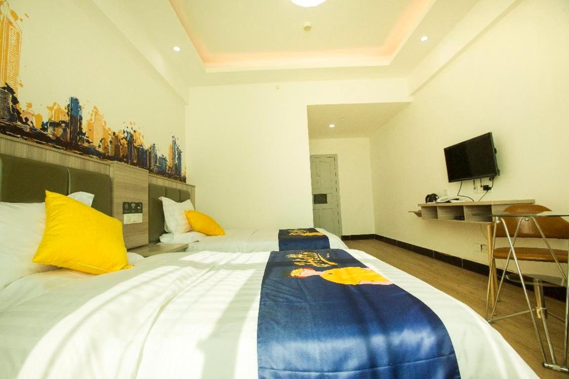 Independent Twin Room