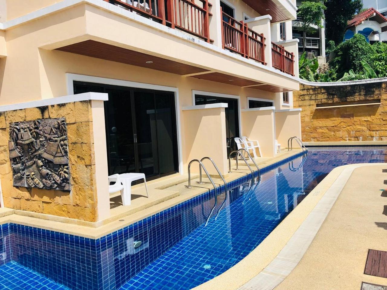 Deluxe Double Room with Pool Access - Photo 5