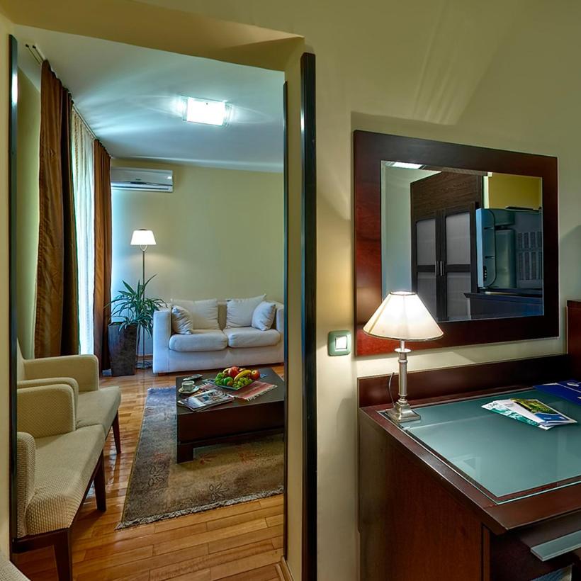Apartment with Balcony - Photo 1