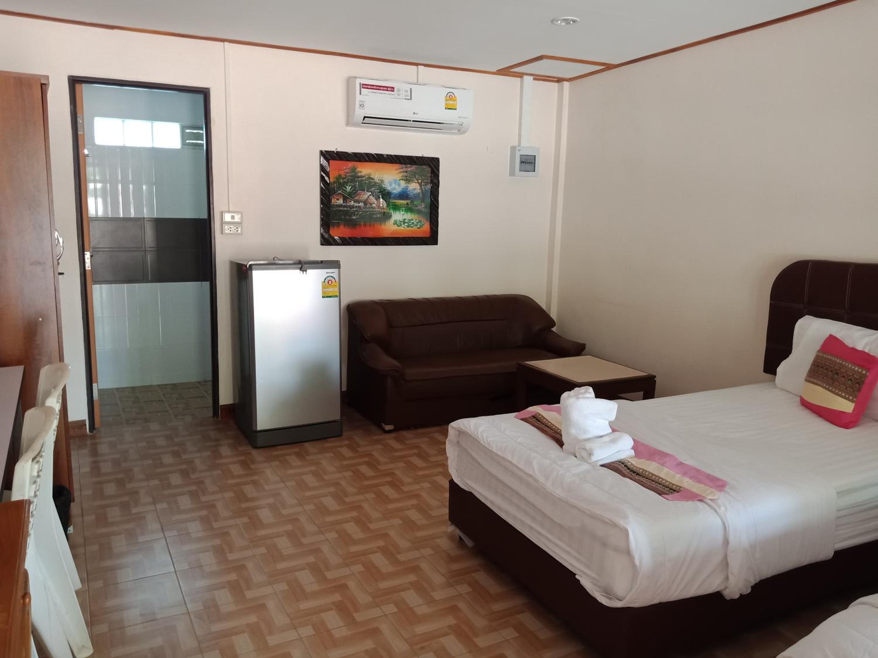 Standard Twin Room photo 1