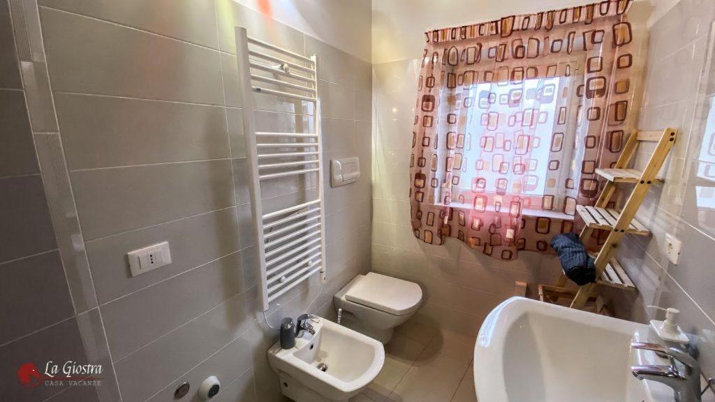 One-Bedroom House photo 2