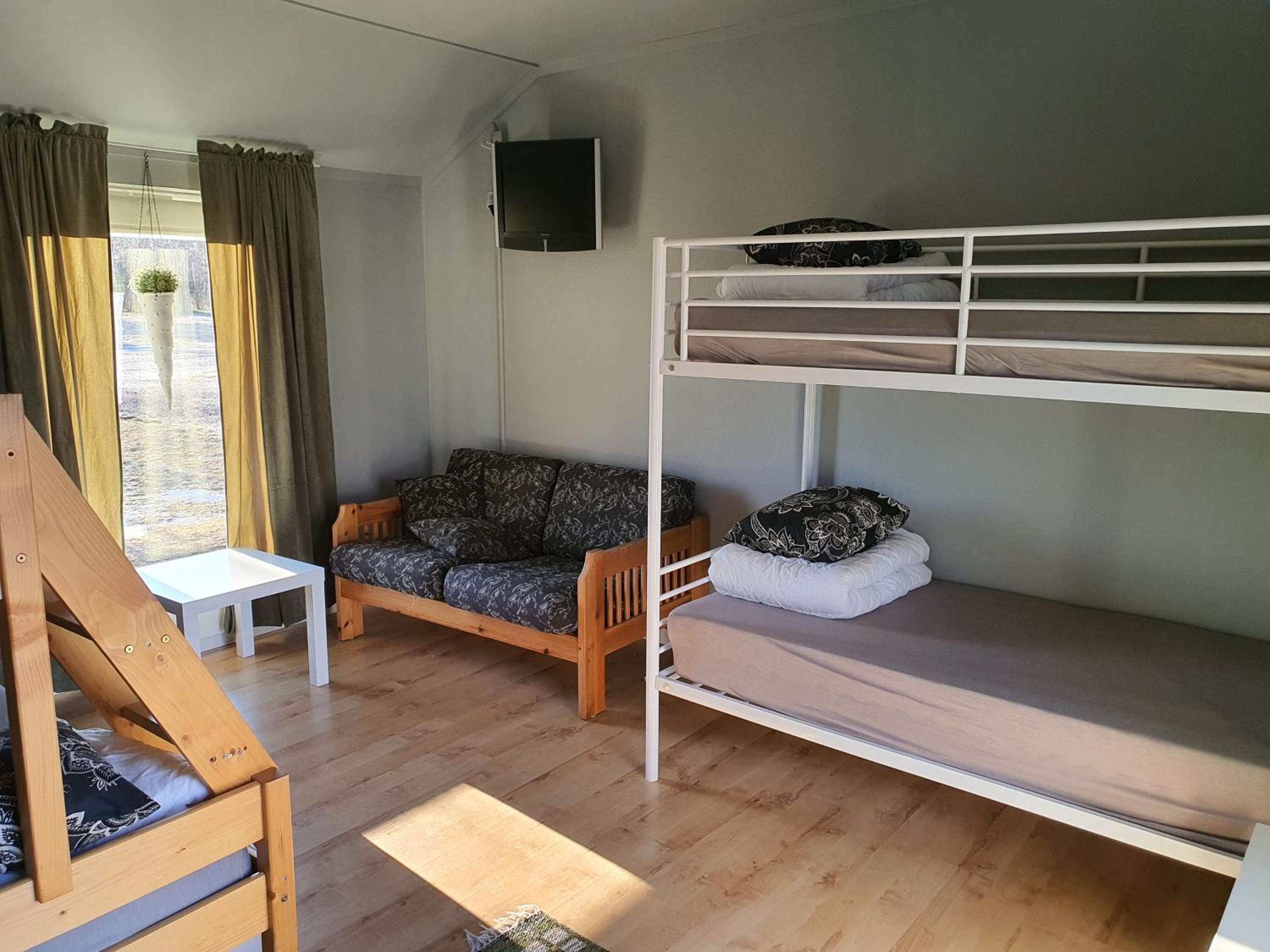 Quadruple Room - Photo 1