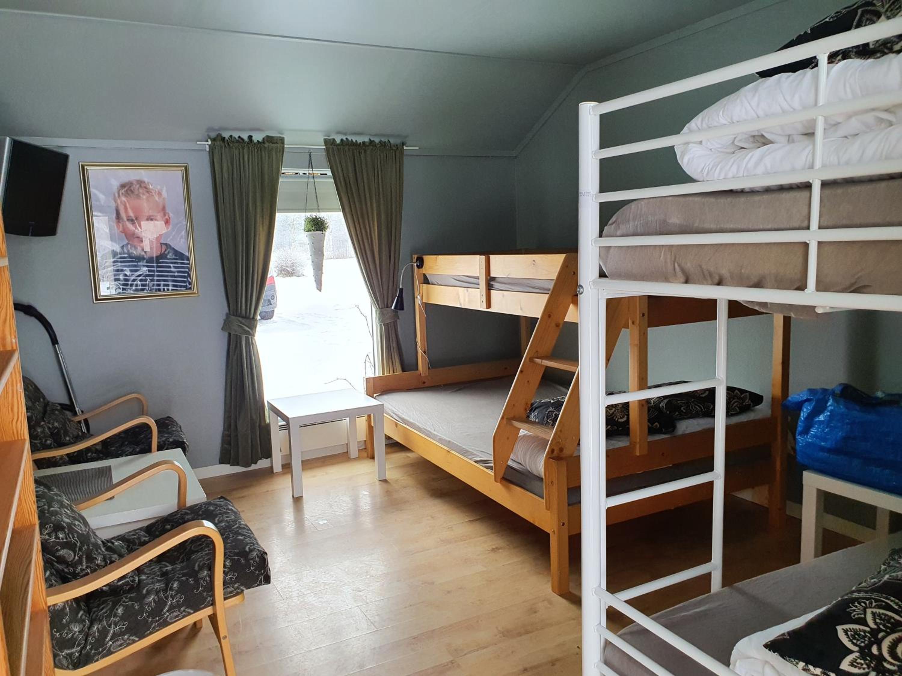Quadruple Room - Photo 4