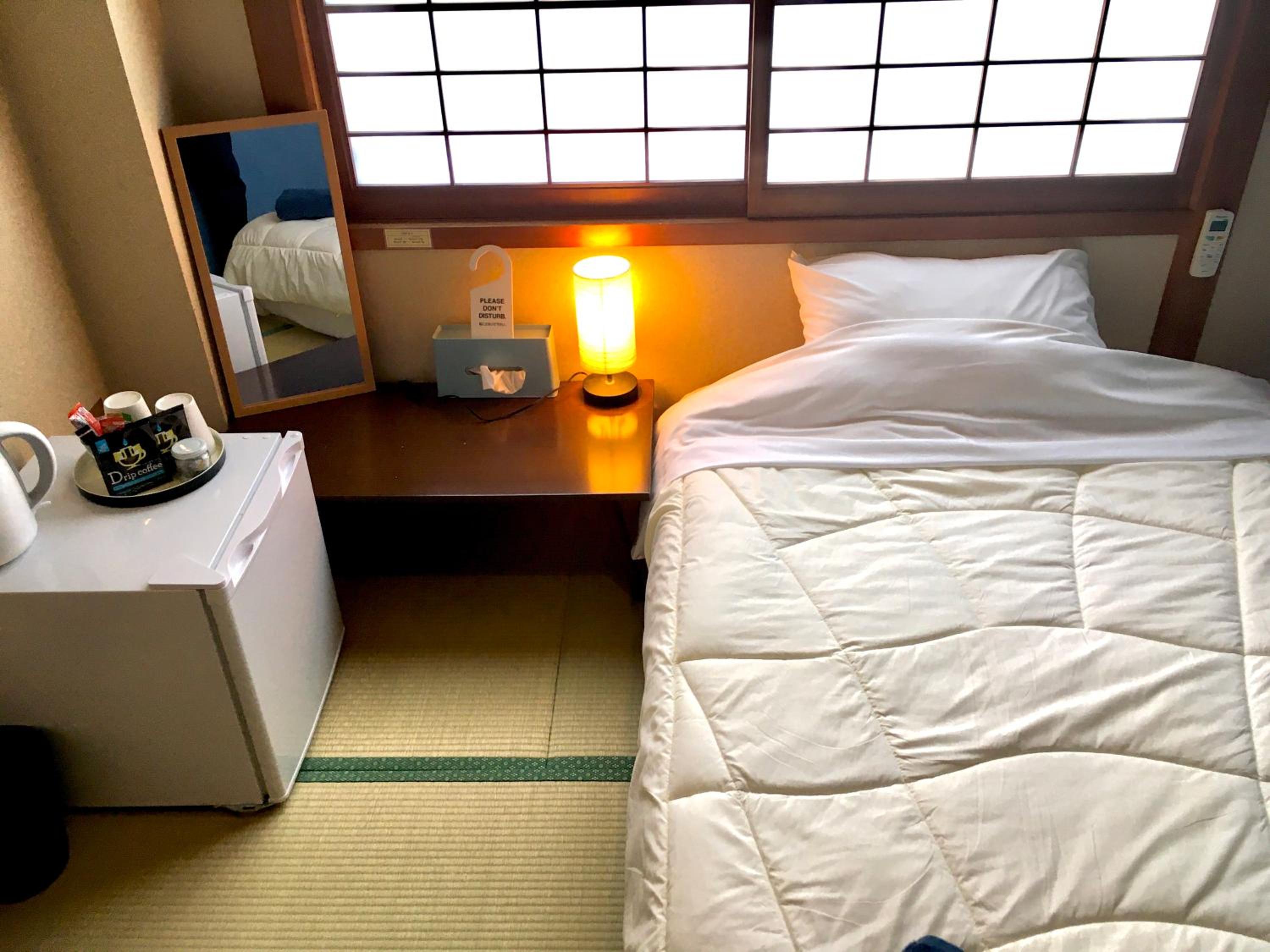 Double or Twin Room - Photo 5
