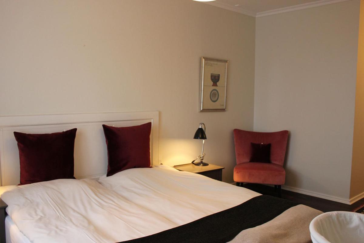 Superior Double or Twin Room with Sea View - Photo 1