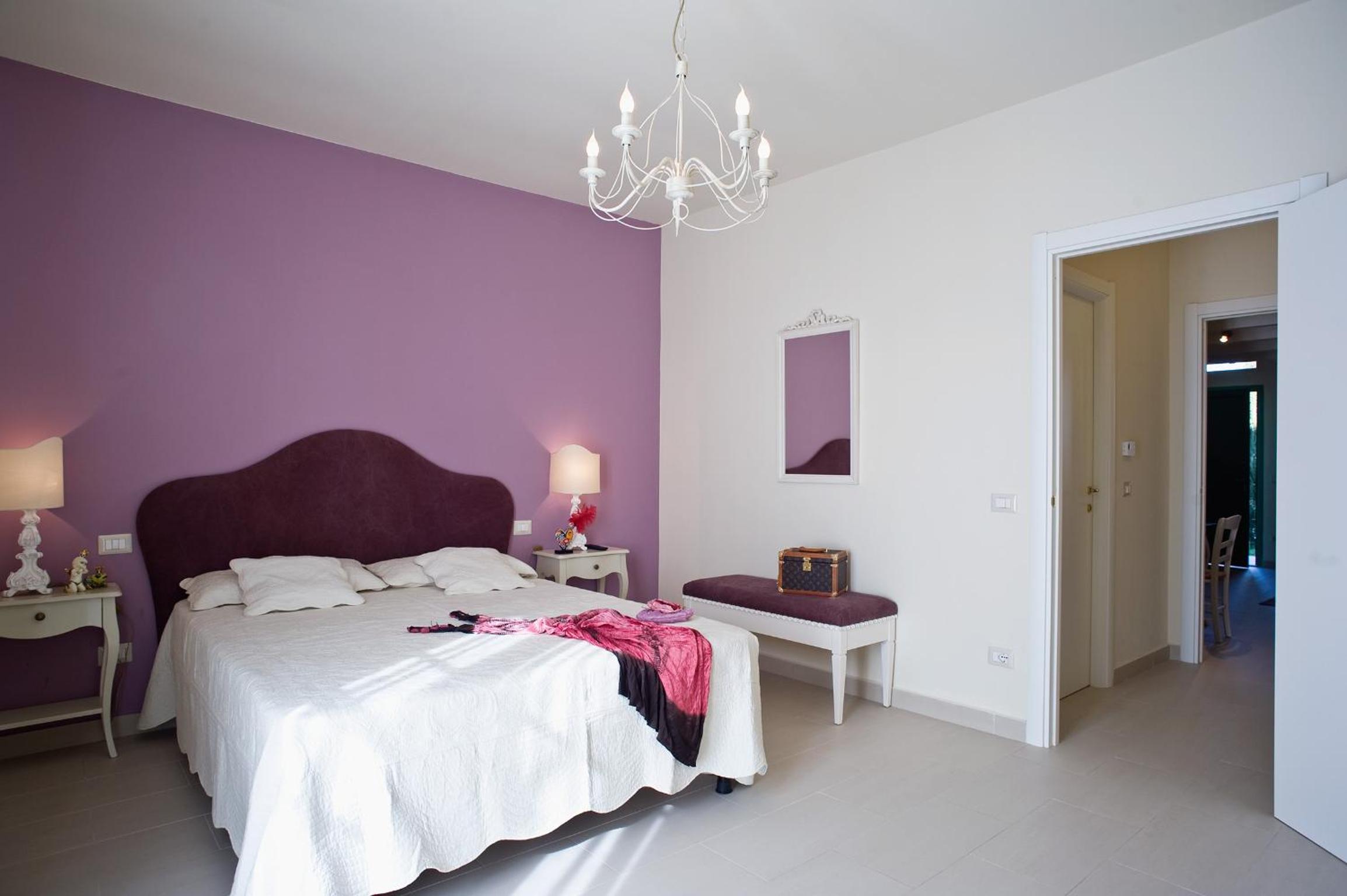 One-Bedroom Apartment - Split Level