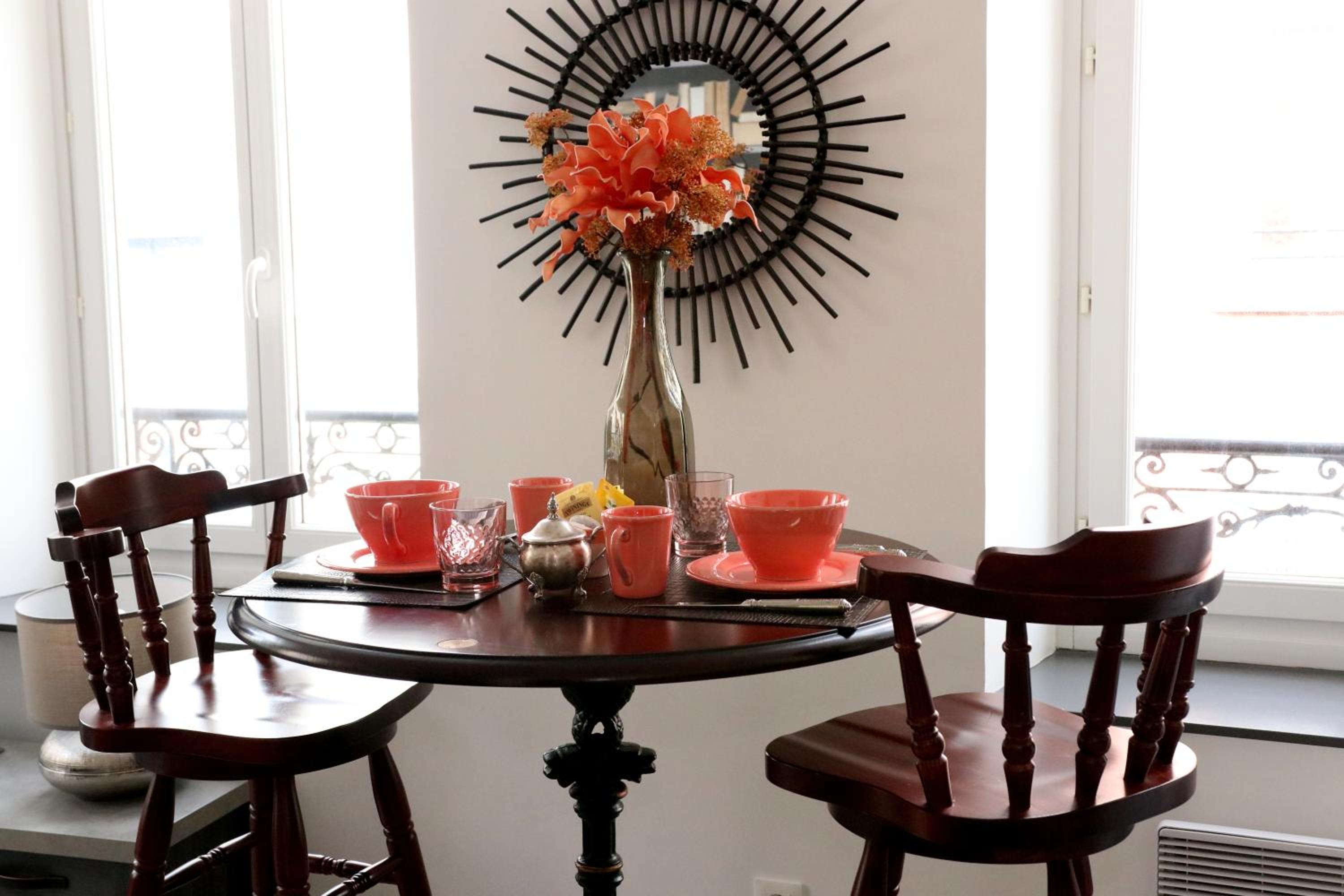 One-Bedroom Apartment - Photo 7