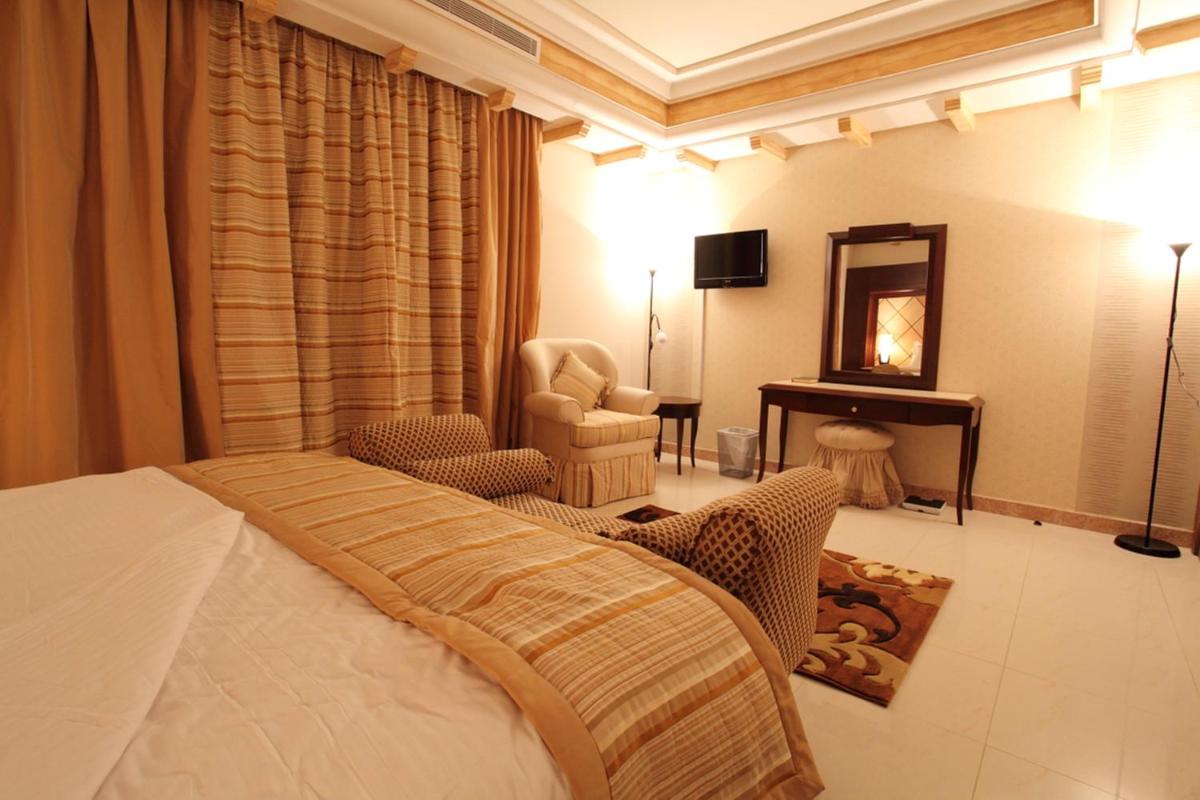 Diamond Suite photo 2