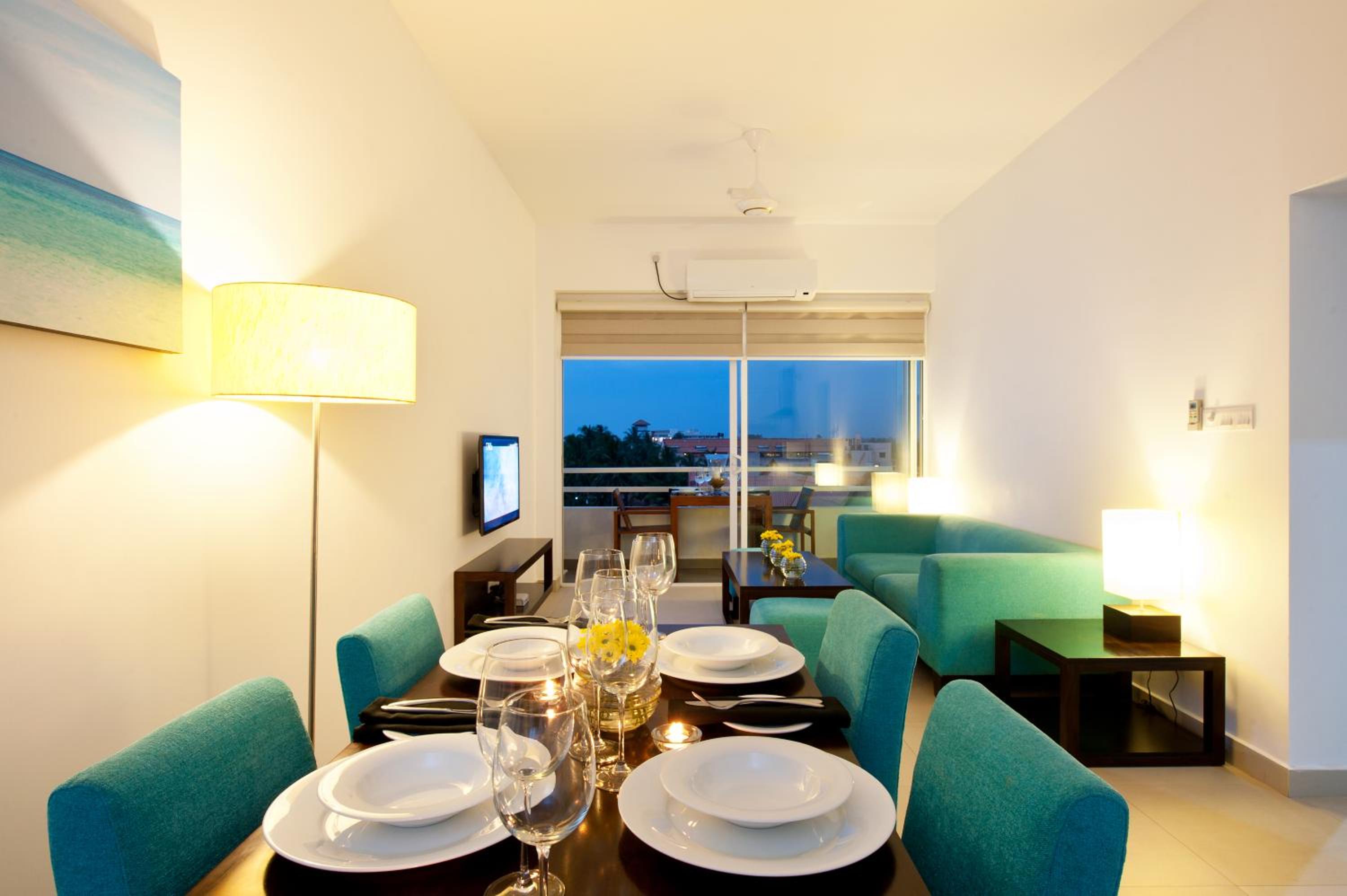 Two Bedroom Apartment with Partial Sea View photo 3