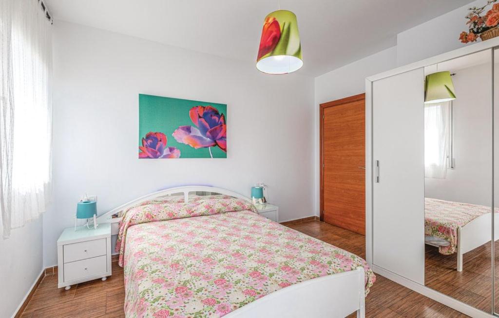 Three-Bedroom Villa photo 2